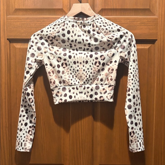 Leopard Print Long Sleeve Rashguard - Picture 2 of 2